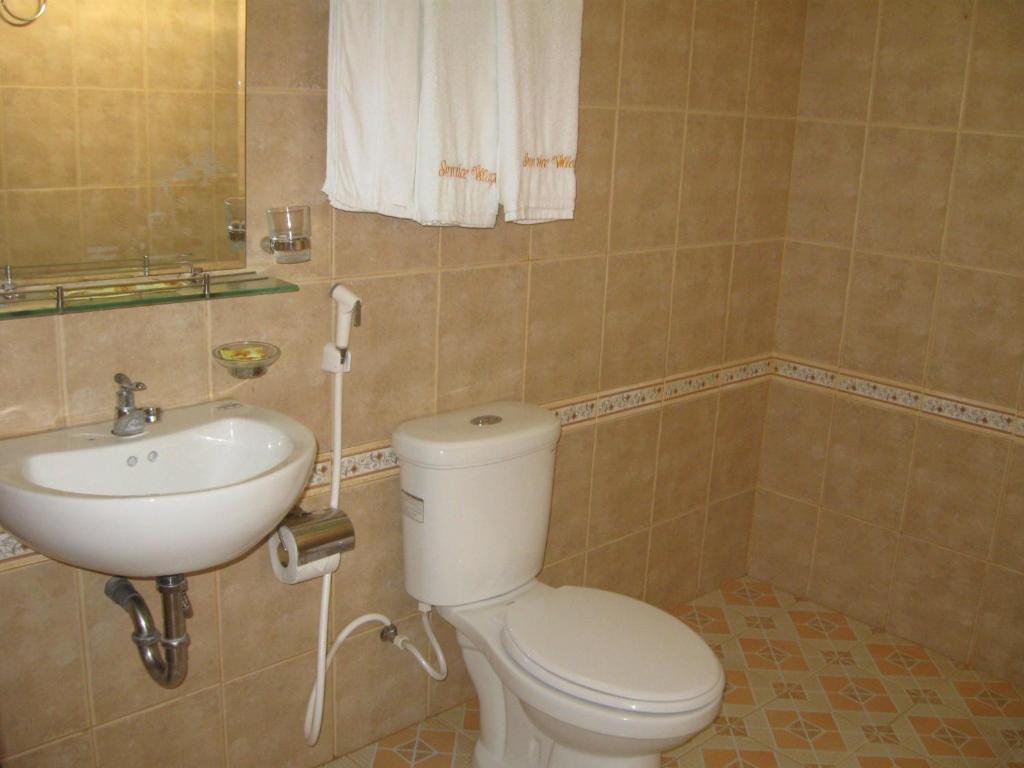 Sunrise Village Hotel موي ني الغرفة الصورة