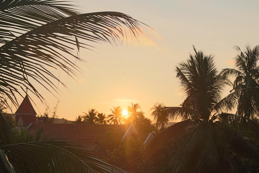 Sunrise Village Hotel موي ني المظهر الخارجي الصورة