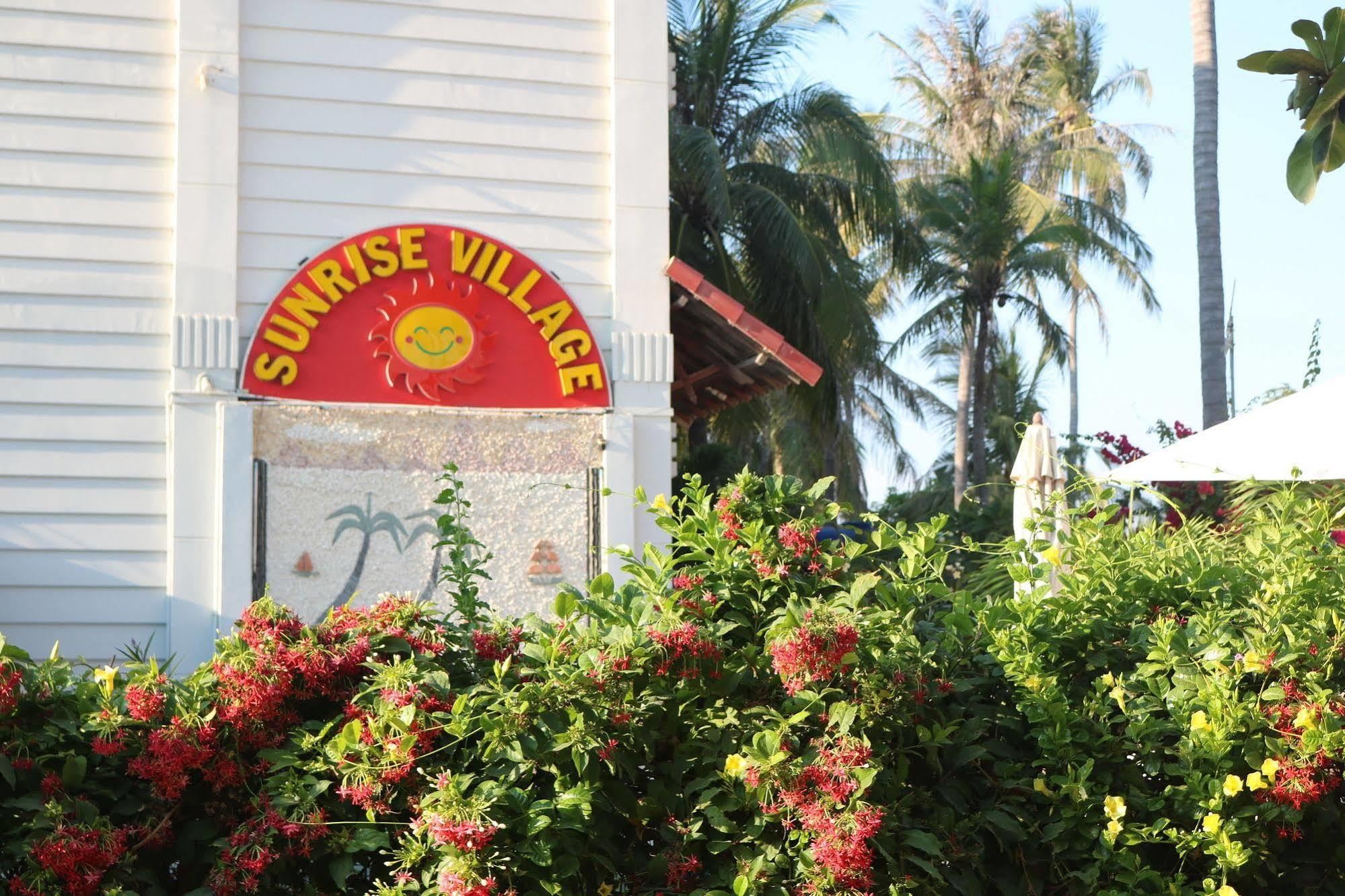 Sunrise Village Hotel موي ني المظهر الخارجي الصورة